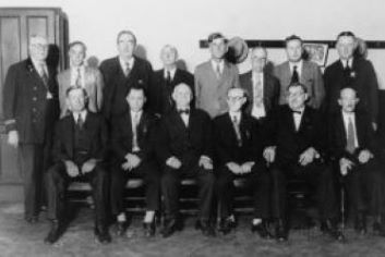 44.4_12 men Jury that convicted Al Capone.jpg